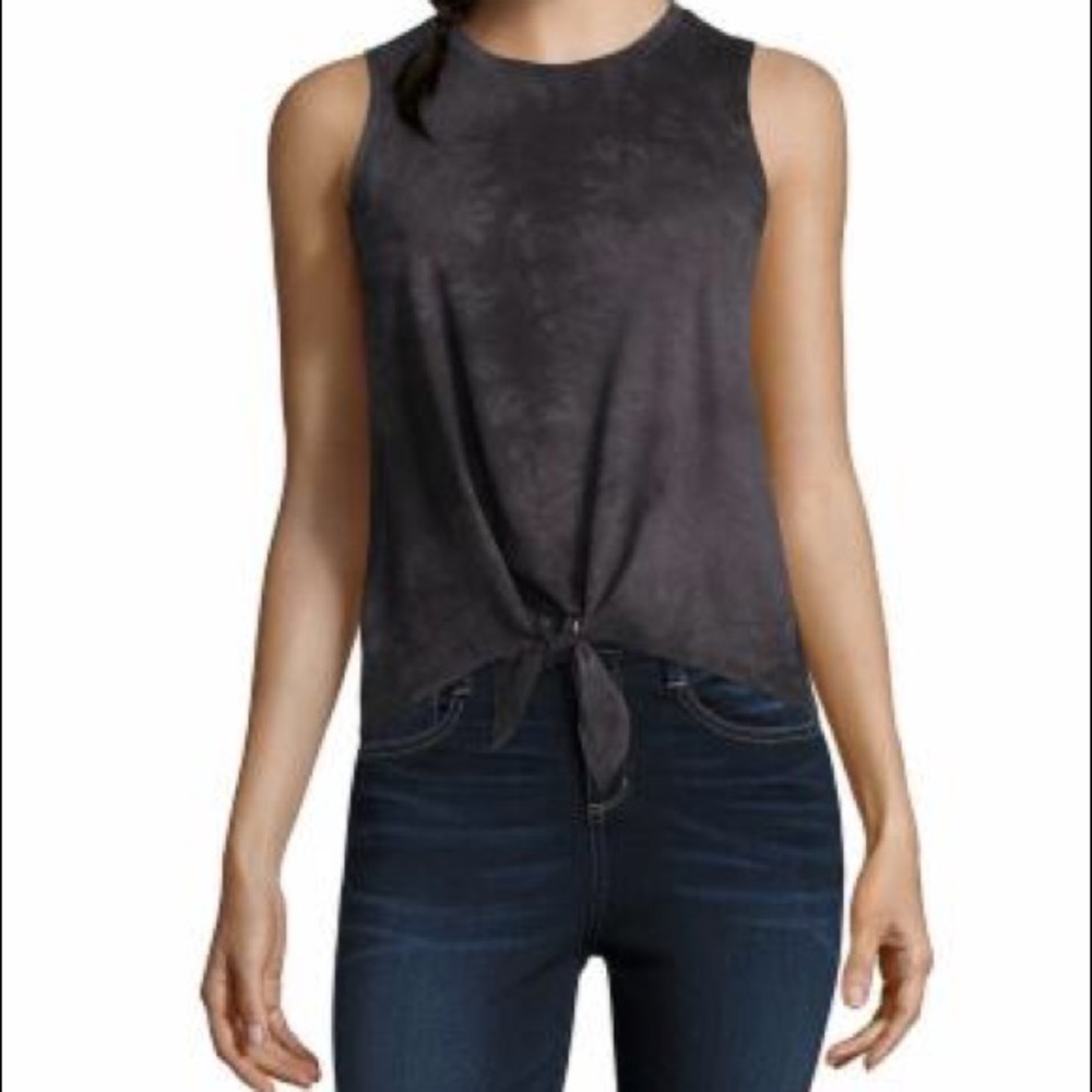*NWT* Tie Front Tie Dye Tank